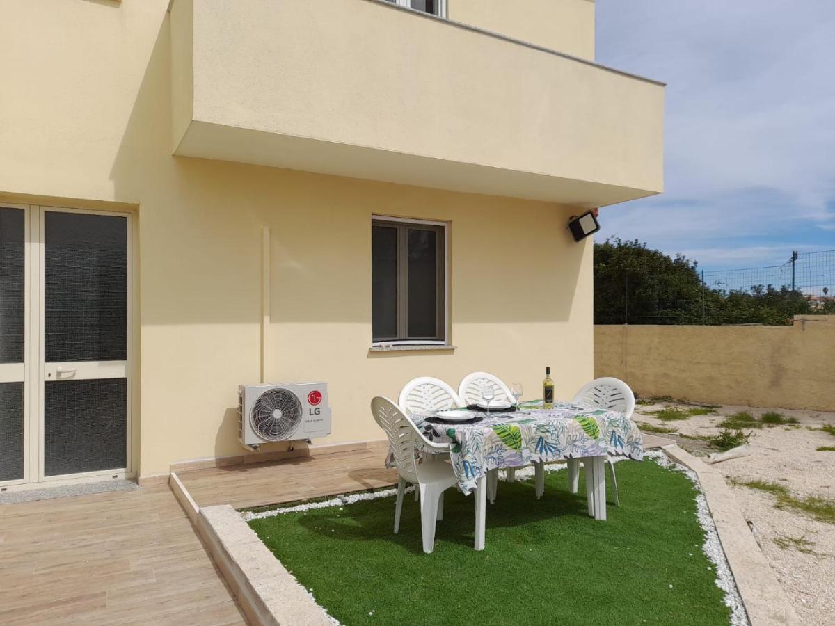 Mare E Storia Da Sabrina Villa Sassari Exteriör bild
